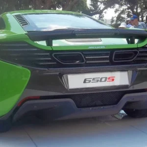 MCLAREN 650S PLASTIC REAR BUMPER CENTRE SECTION